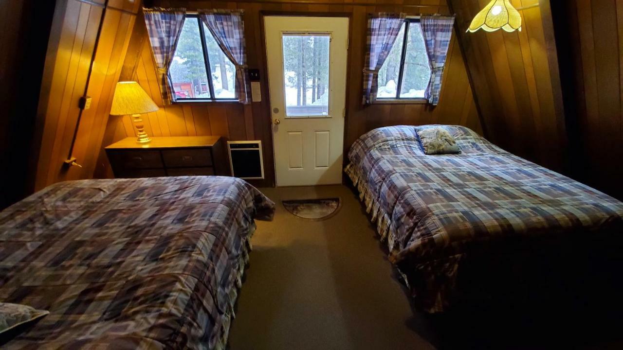 Reverse Creek Lodge June Lake Rum bild